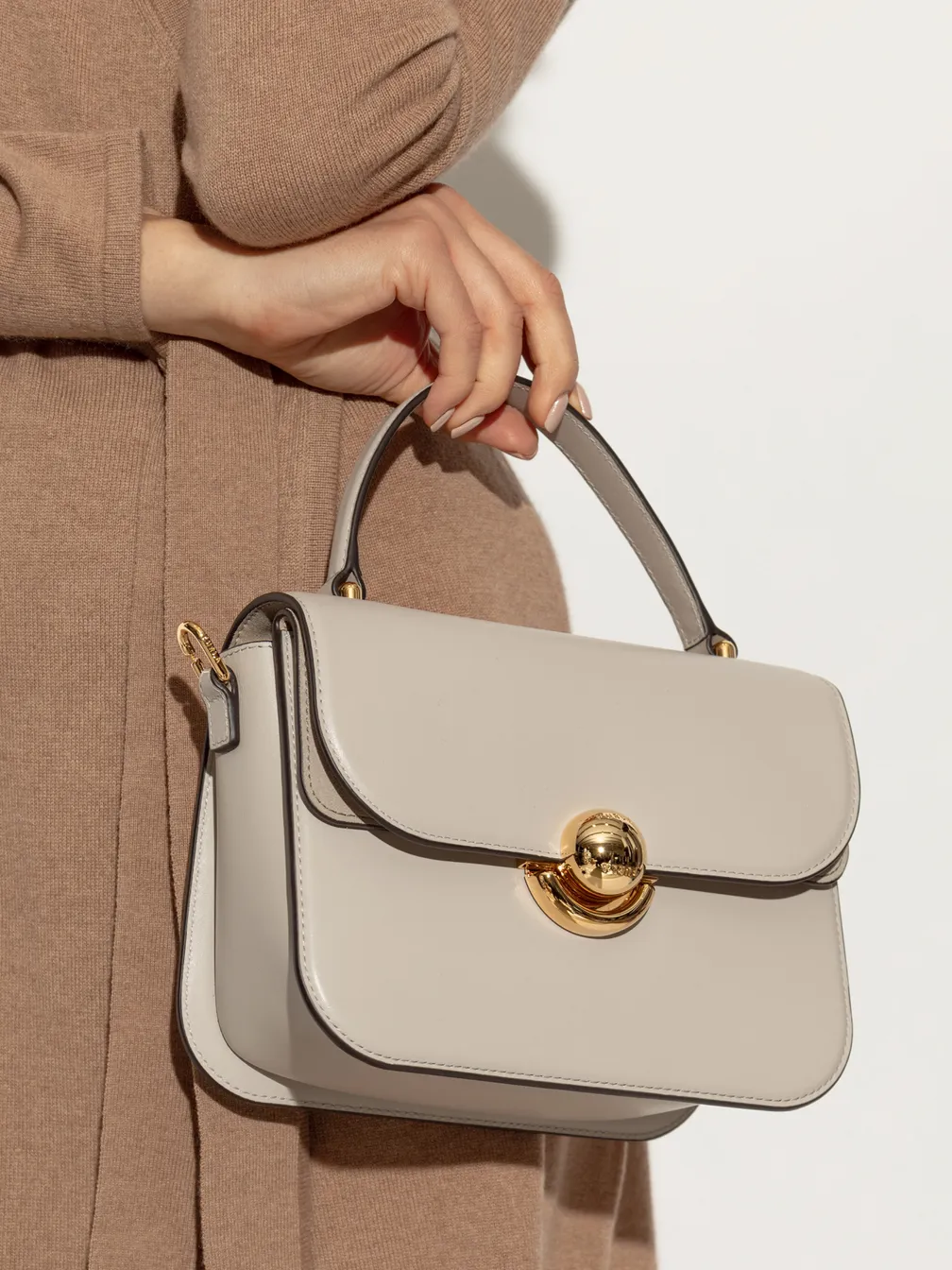 FURLA パイパー Mサイズ ホワイトベージュ VANIGLIA 新品 【公式通販】