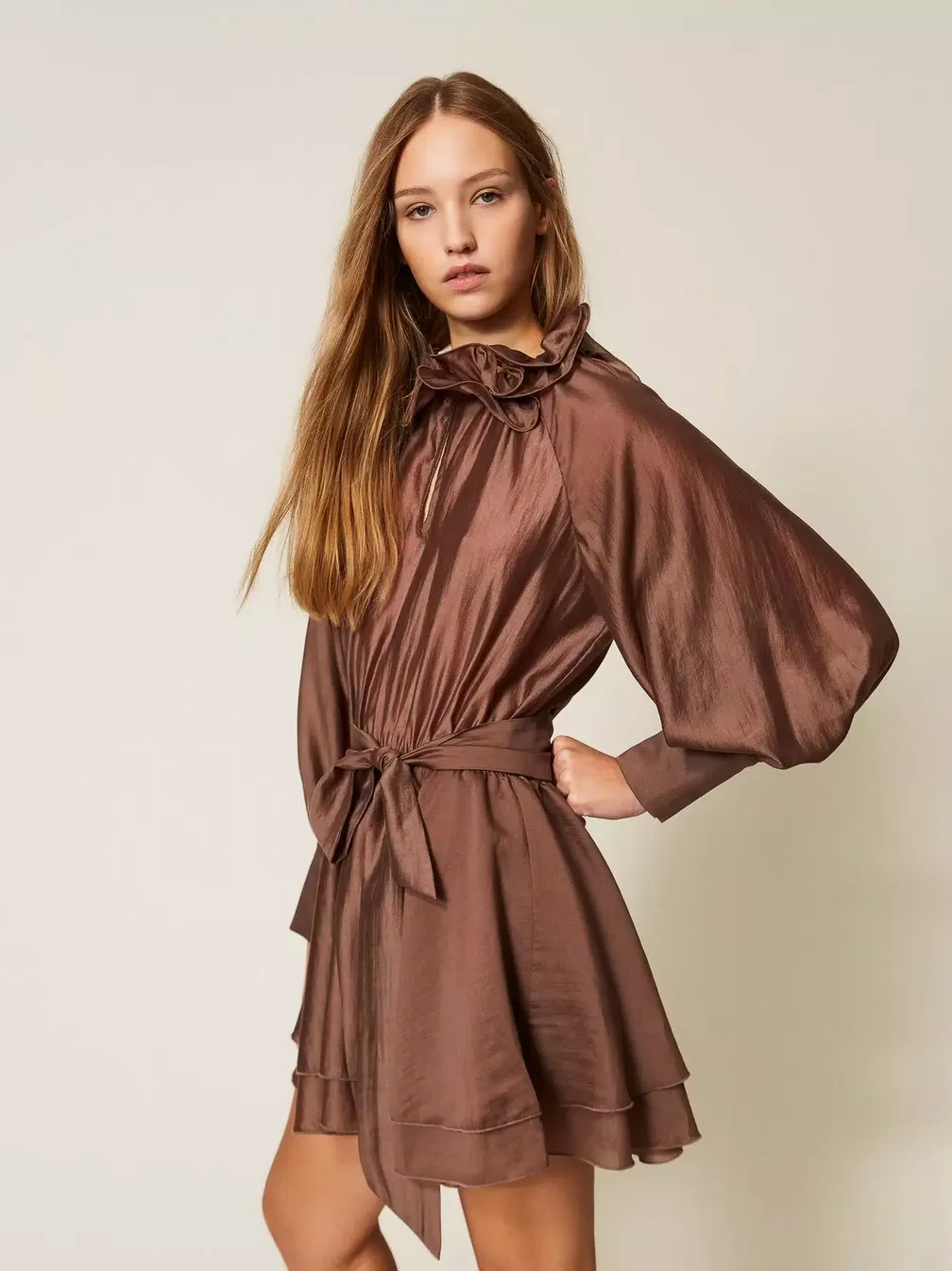 short brown ruffle dress Brown Contrast Scallop Trim Detail V Neck Ruffle Short Puff Sleeve Dre   SSYS