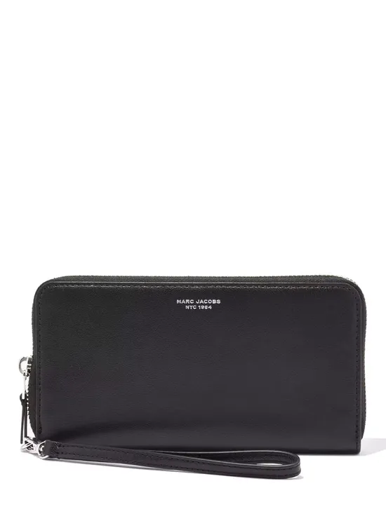 MARC JACOBS buy in the online store podiumriga.lv. MARC