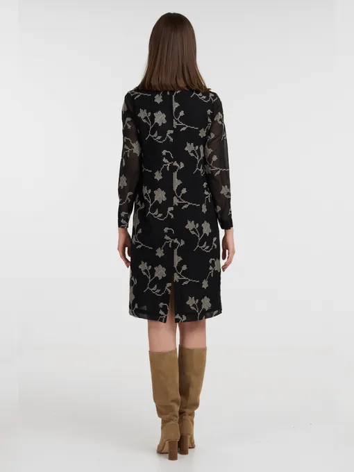 Kleita LORIATA |  (Fotoattēls 2)