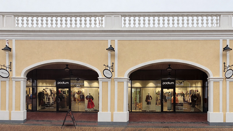 Via Jurmala Outlet Village – PODIUM Woman Outlet fasāde